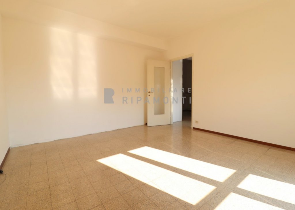 Appartamento trilocale in vendita  via Celestino Ferraio 4, Lecco, località Germanedo