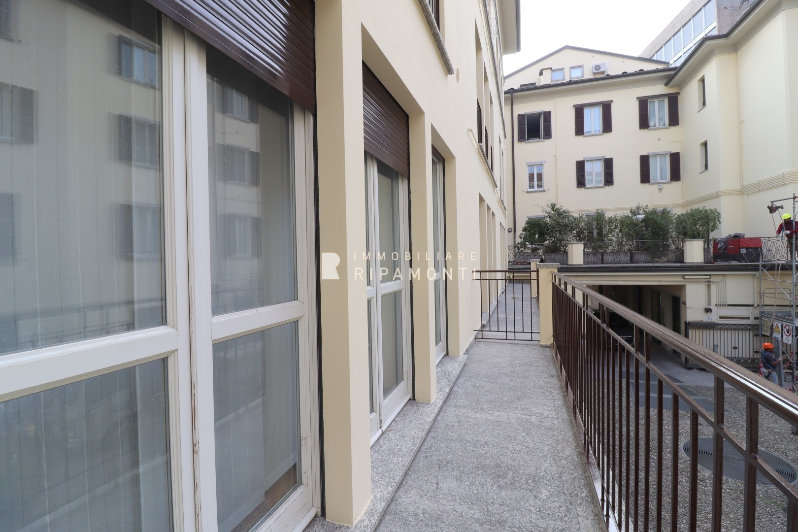 Vendita Quadrilocale Appartamento Lecco Via Roma 482318